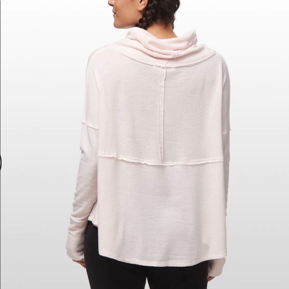 Free people NWT Cozy Time Funnel Pullover in Au Natural
Free People size S - Picture 3 of 7
